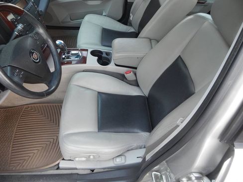 Used 2007 Cadillac CTS 3.6 RWD image 26