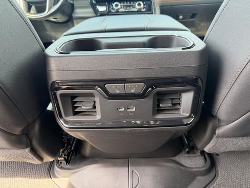 Used 2023 GMC Sierra 1500 AT4 w/ AT4 Preferred Package AWD/4WD image 21