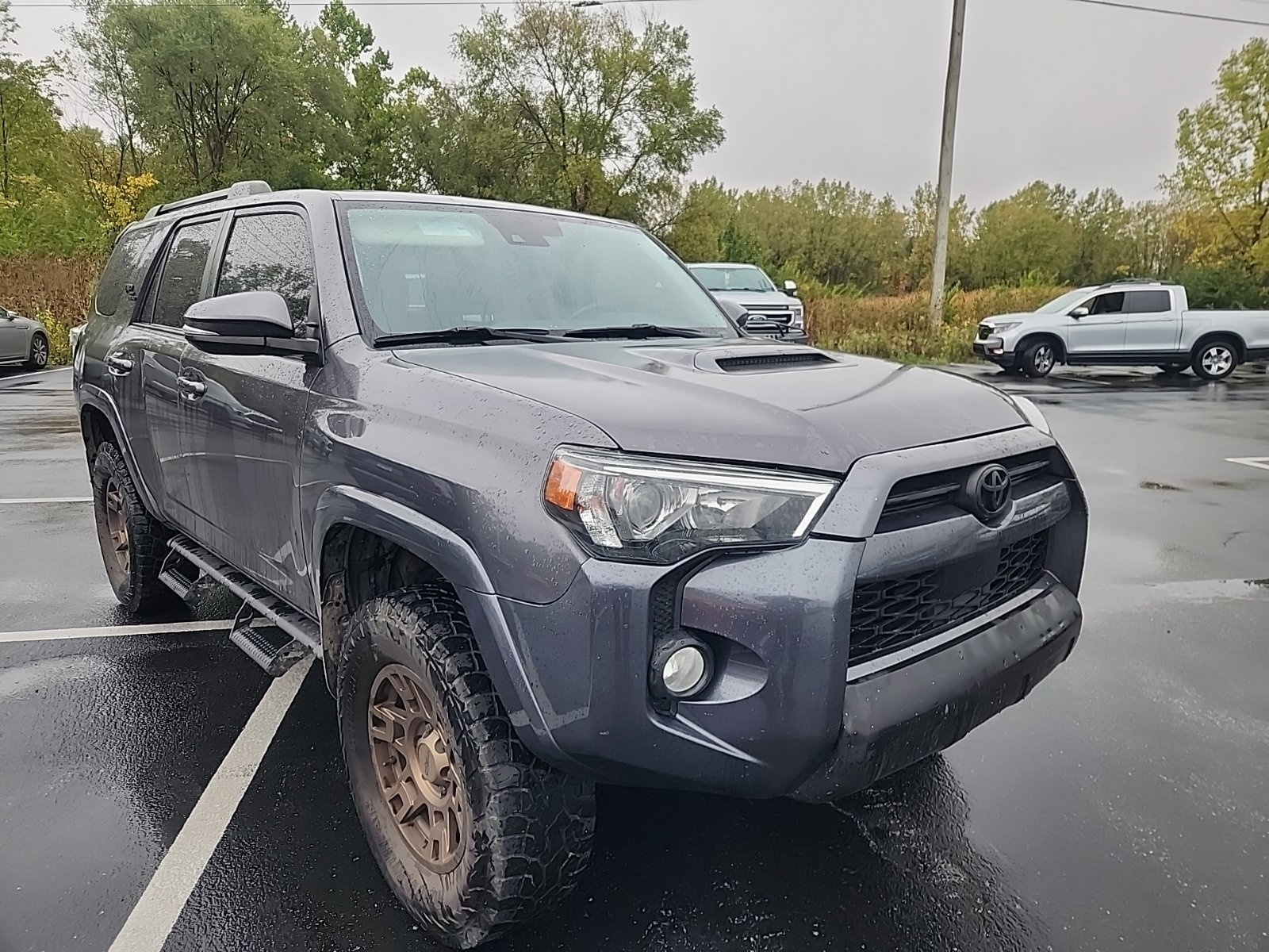 Used 2020 Toyota 4Runner TRD Off-Road Premium w/ Moonroof Package AWD/4WD image 10