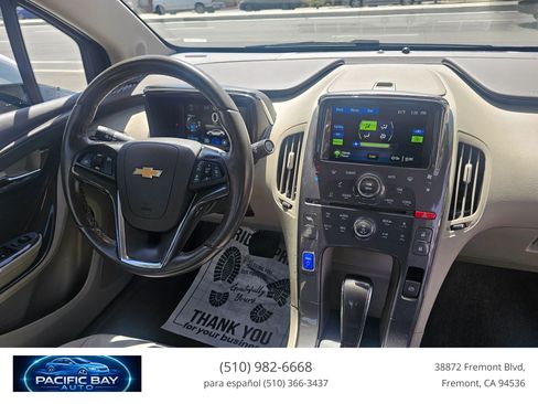 Used 2015 Chevrolet Volt w/ Enhanced Safety Package 1 FWD image 22