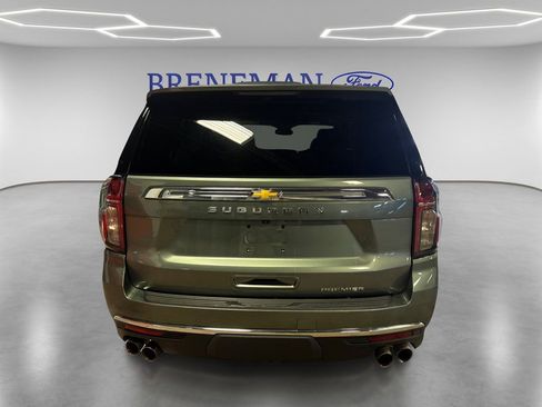 Used 2023 Chevrolet Suburban Premier image 6