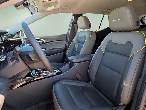 Certified 2025 Chevrolet Trax ACTIV w/ Driver Confidence Package image 16