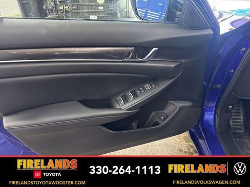 Used 2022 Honda Accord Sport image 10