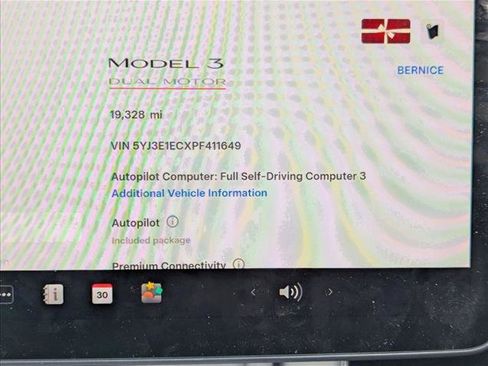 Used 2023 Tesla Model 3 Performance image 10