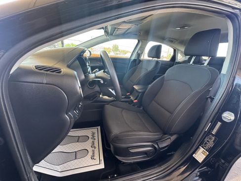 Used 2020 Kia Forte LXS image 14