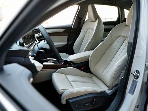 New 2026 Audi A6 Premium Plus image 19