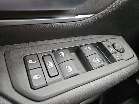 Used 2025 RAM 1500 Big Horn image 21