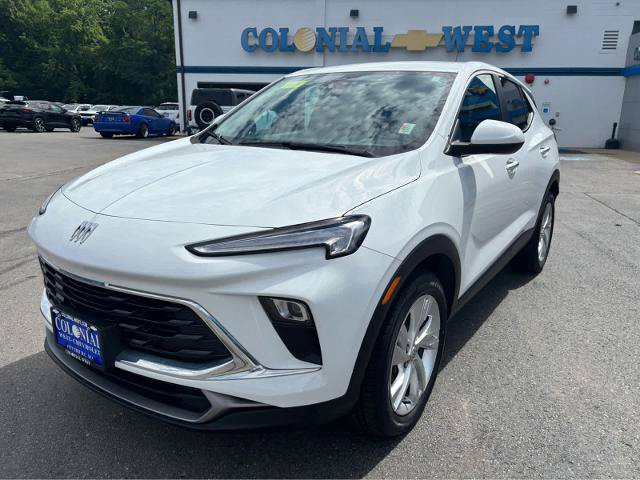 Used 2024 Buick Encore GX Preferred FWD image 1
