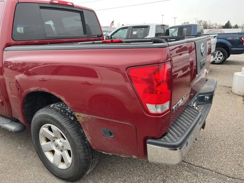 Used 2006 Nissan Titan LE w/ (S01) Side-Airbag Pkg w/ VDC image 9