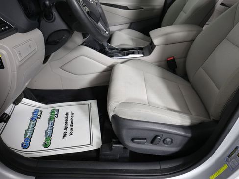 Used 2017 Hyundai Tucson SE AWD/4WD image 13