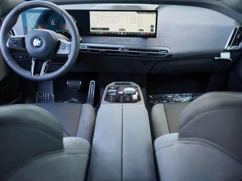 New 2026 BMW iX xDrive45 w/ M Sport Package image 15