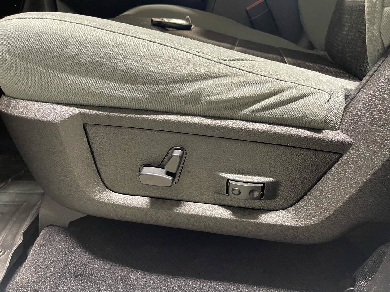 Used 2019 RAM 1500 Big Horn AWD/4WD image 16