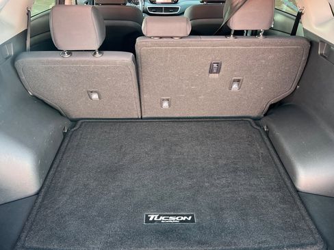 Used 2019 Hyundai Tucson Sport image 19