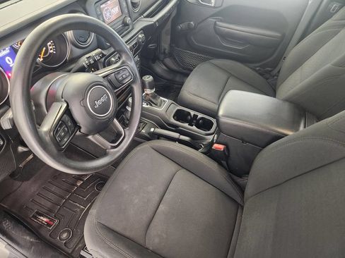 Used 2021 Jeep Wrangler Sport AWD/4WD image 28