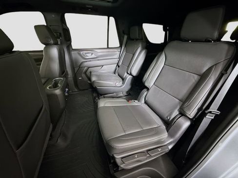 Used 2024 Chevrolet Tahoe LT w/ LT Signature Plus Package AWD/4WD image 25