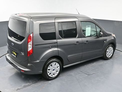 Used 2016 Ford Transit Connect XLT image 36