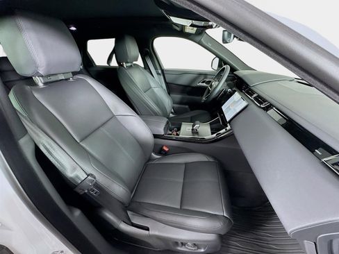 New 2026 Land Rover Range Rover Velar Dynamic SE AWD/4WD image 30