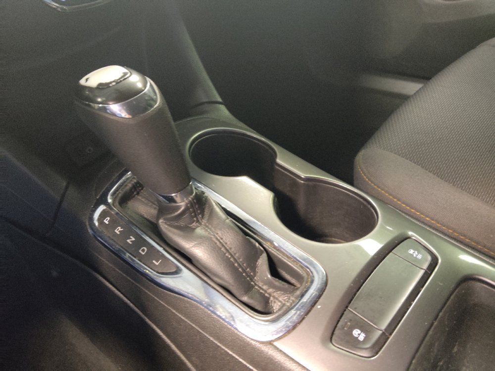 Used 2019 Chevrolet Cruze LS w/ LS Convenience Package FWD image 26