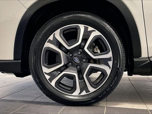 Used 2023 Subaru Ascent Limited AWD/4WD image 7