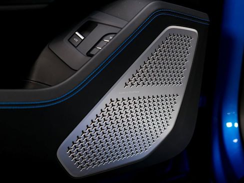 Used 2019 Lamborghini Urus image 21