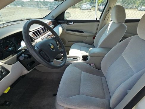 Used 2016 Chevrolet Impala Limited LS FWD image 5