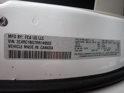 Used 2024 Chrysler Pacifica Touring-L FWD image 14