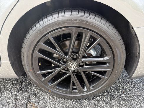 Certified 2025 Toyota Camry SE FWD image 28