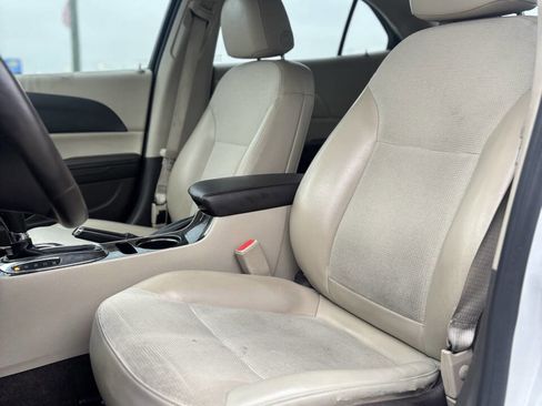 Used 2015 Chevrolet Malibu LT image 11