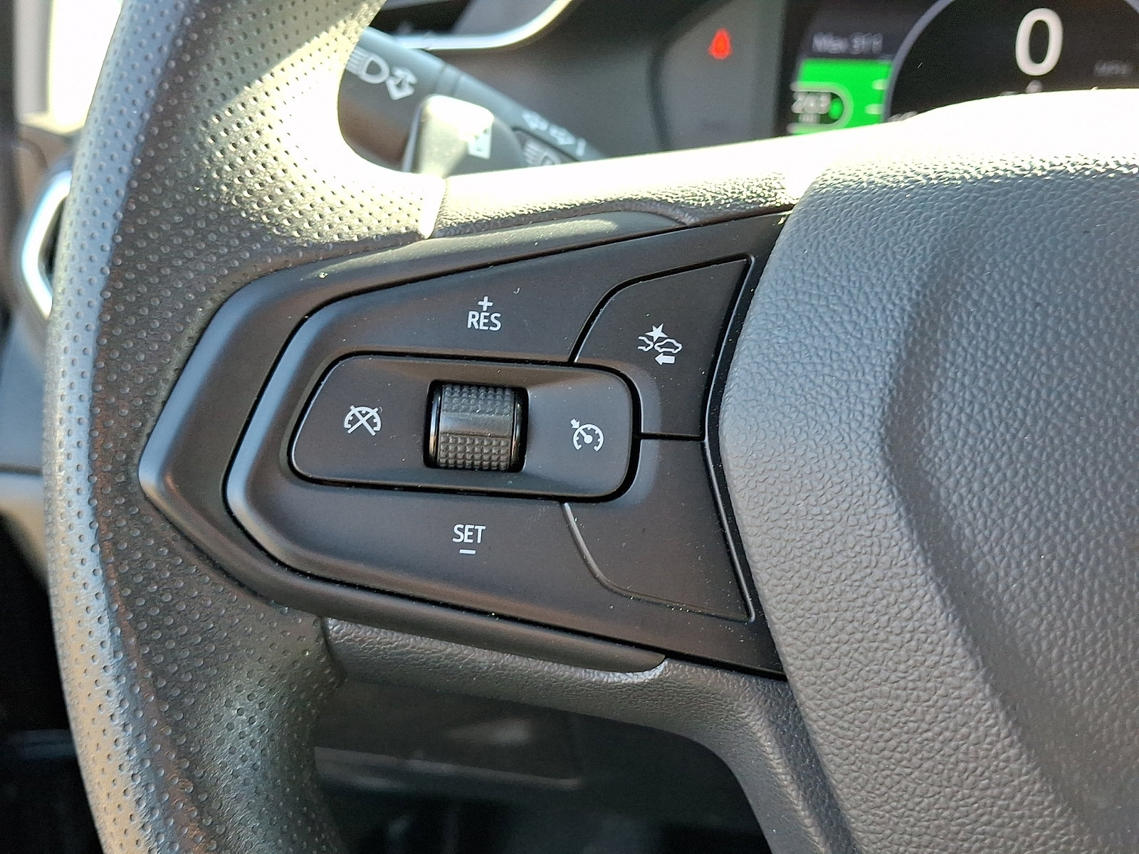 Used 2023 Chevrolet Bolt LT FWD image 20
