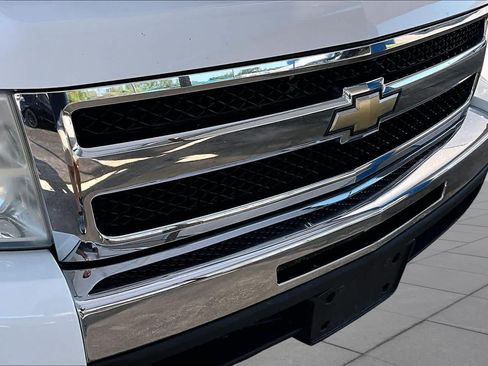 Used 2011 Chevrolet Silverado 1500 LS RWD image 29