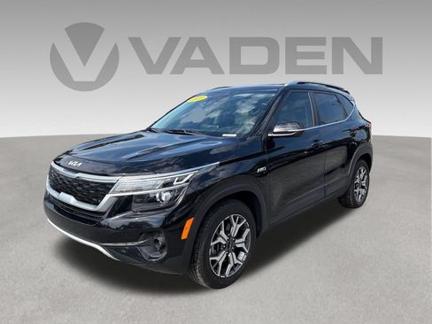 Used 2023 Kia Seltos EX AWD/4WD image 1