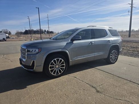 Used 2023 GMC Acadia Denali w/ Denali Technology Package image 1