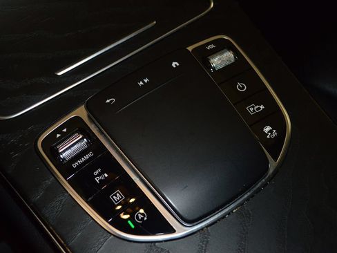 Certified 2022 Mercedes-Benz GLC 300 image 31