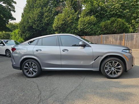 Used 2026 BMW X6 xDrive40i w/ Climate Comfort Package AWD/4WD image 8