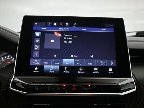 Used 2024 Jeep Compass Trailhawk AWD/4WD image 14