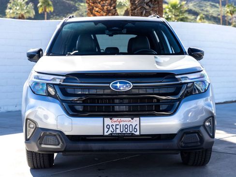 Used 2025 Subaru Forester Touring w/ Popular Package - Touring image 4