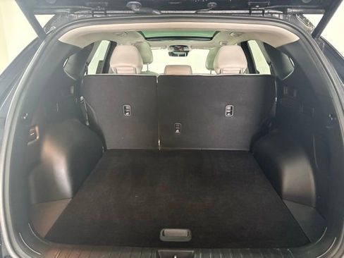 Used 2024 Hyundai Tucson Limited image 9