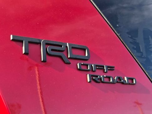 Used 2021 Toyota 4Runner Venture w/ Moonroof Package AWD/4WD image 15