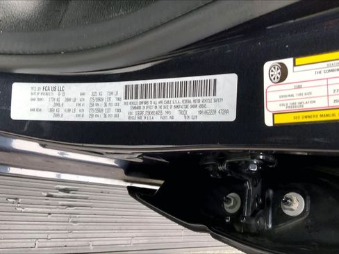 Used 2019 RAM 1500 Laramie image 30