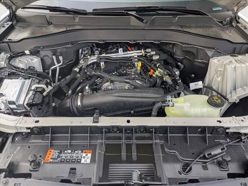New 2025 Ford Explorer Active w/ Active Comfort Package image 16