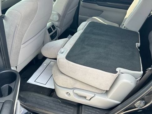 Used 2021 Honda Pilot EX image 35