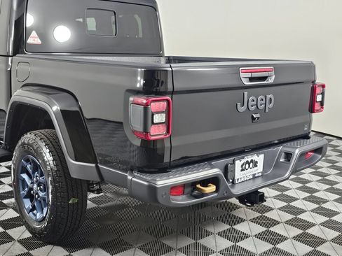New 2026 Jeep Gladiator Sport AWD/4WD image 14
