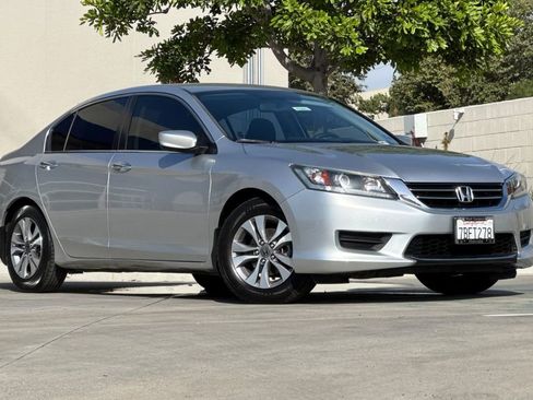 Used 2013 Honda Accord LX image 2