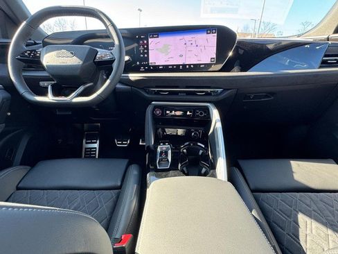 New 2025 Audi SQ5 Premium Plus image 8