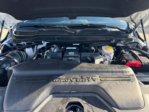 Used 2024 RAM 3500 Tradesman w/ Chrome Appearance Group image 26