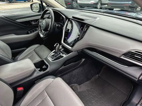 Used 2022 Subaru Outback Limited image 24