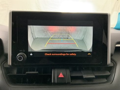 Used 2025 Toyota RAV4 LE AWD/4WD image 26