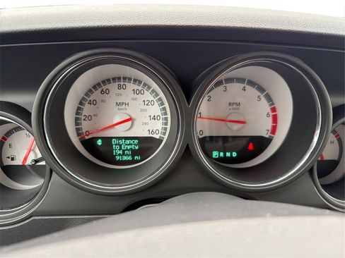 Used 2009 Dodge Challenger R/T image 16