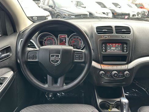 Used 2012 Dodge Journey American Value Package w/ Flexible Seating Group image 3