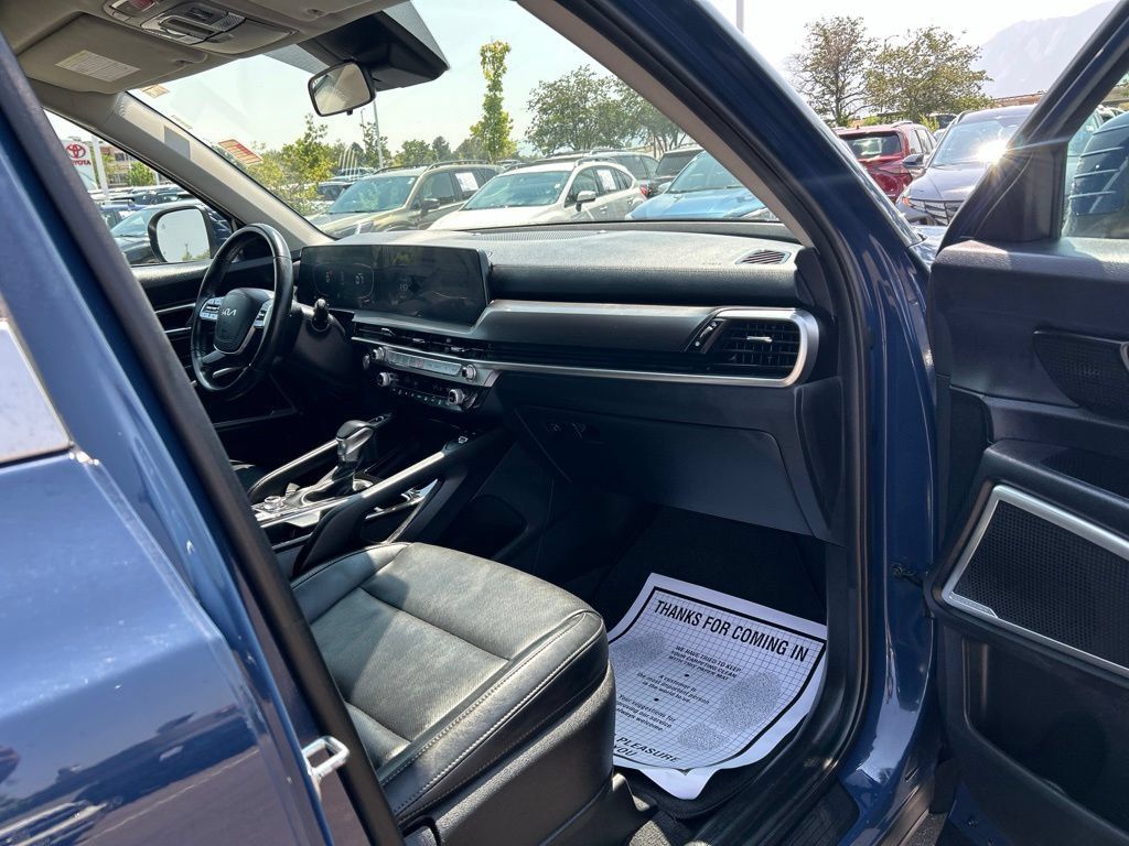 Used 2025 Kia Telluride S AWD/4WD image 11